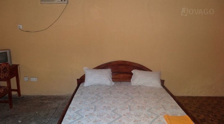 Four Crown Guesthouse