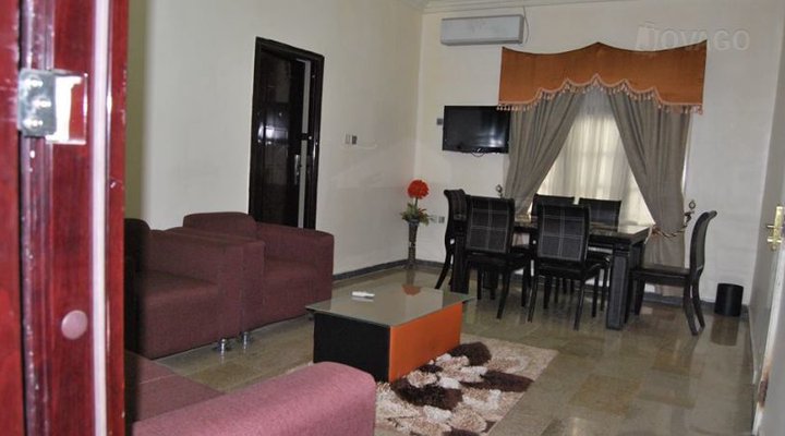 Lamonde Guest House (Orlu Rd.)