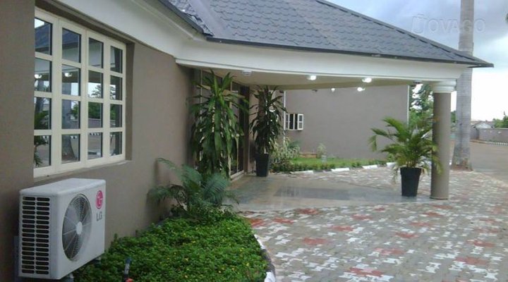 Lamonde Guest House (Orlu Rd.)