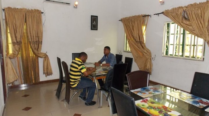 Gonsiv Hotel And Suites