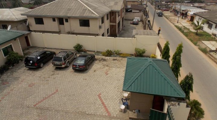Gonsiv Hotel And Suites