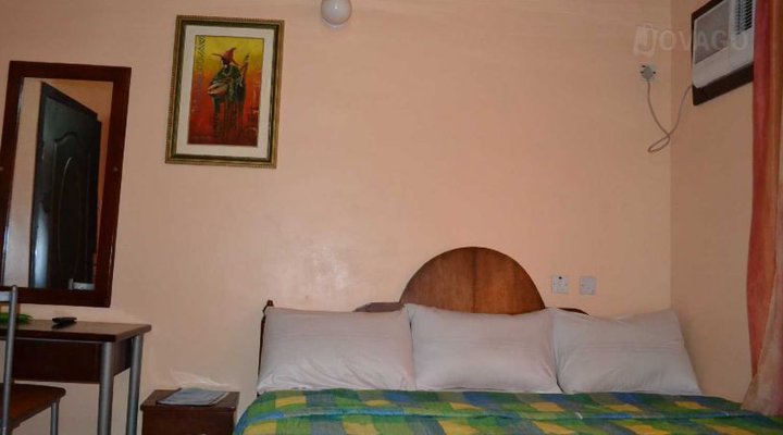 Almond Suites Down Town