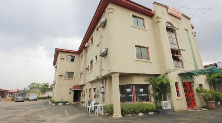 Jonsland Castle Hotels and Suites