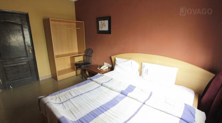 Jonsland Castle Hotels and Suites