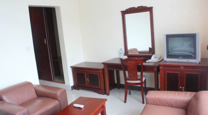 Corridor Springs Hotel