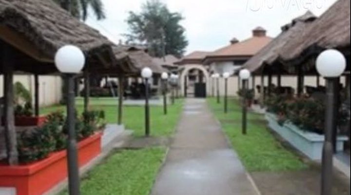 Lotus Hotel and Suites
