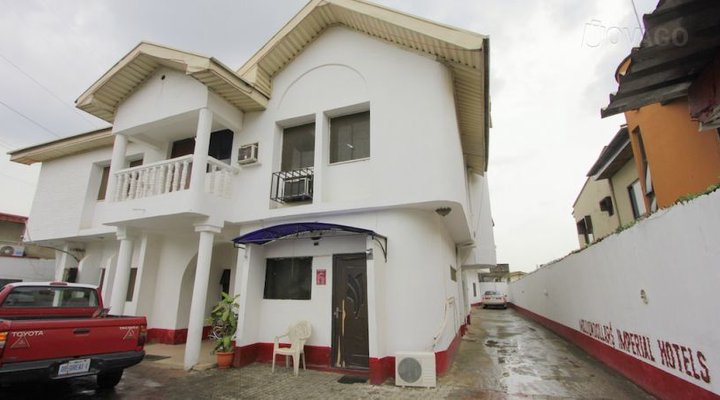 Million Dollar Imperial Hotel