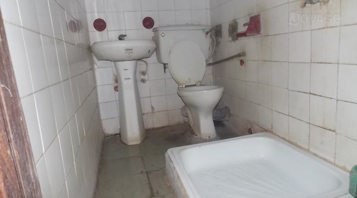De-Wise Hotel