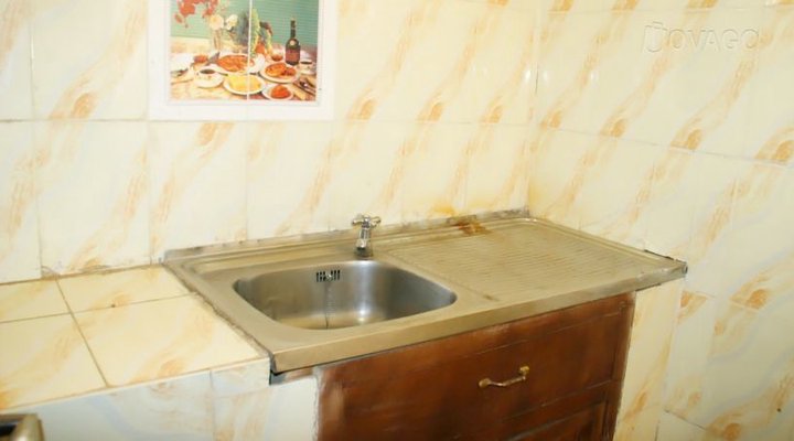 Boafaks Redroof Hotel