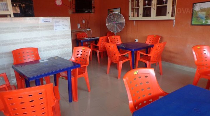 Realman Suites And Bar