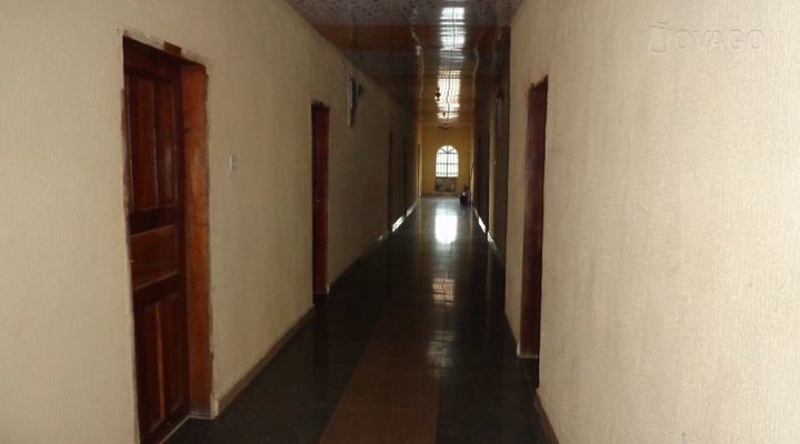 Yaro Hotels & Suites