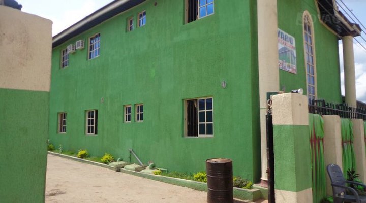 Yaro Hotels & Suites