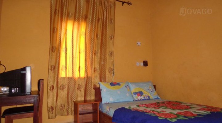Yaro Hotels & Suites