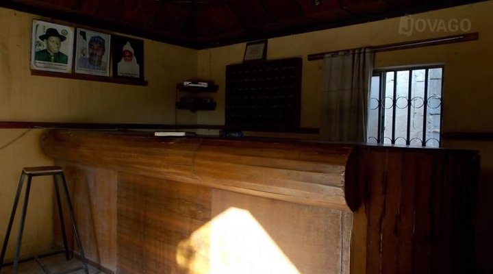 Zambrush Suite & Restaurant