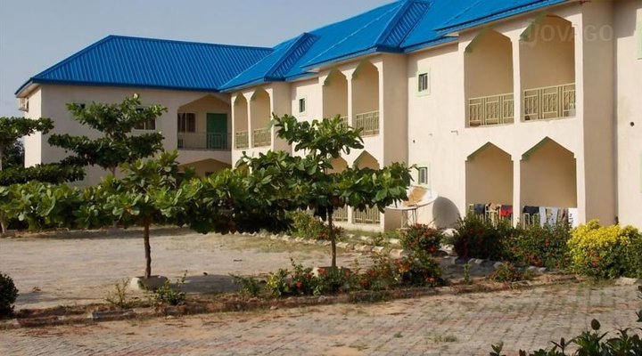 Zambrush Suite & Restaurant