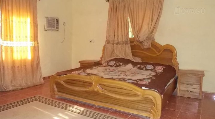 Zambrush Suite & Restaurant