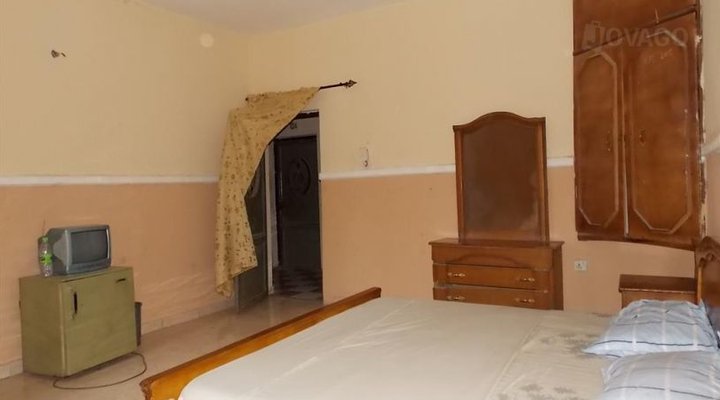 Zambrush Suite & Restaurant