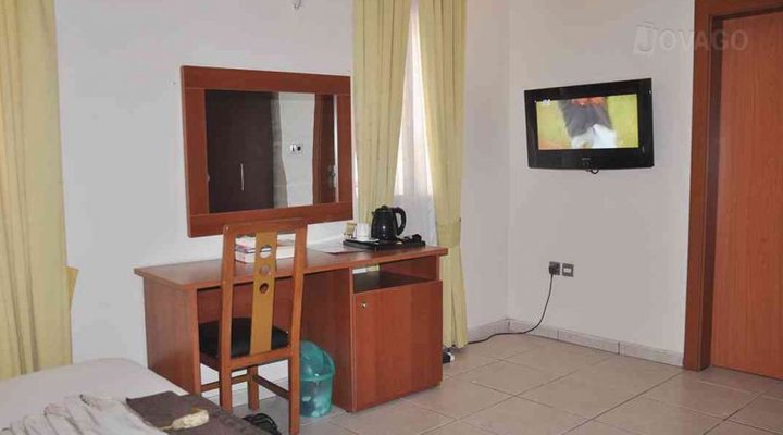 Belleza De Sophia Hotel Limited