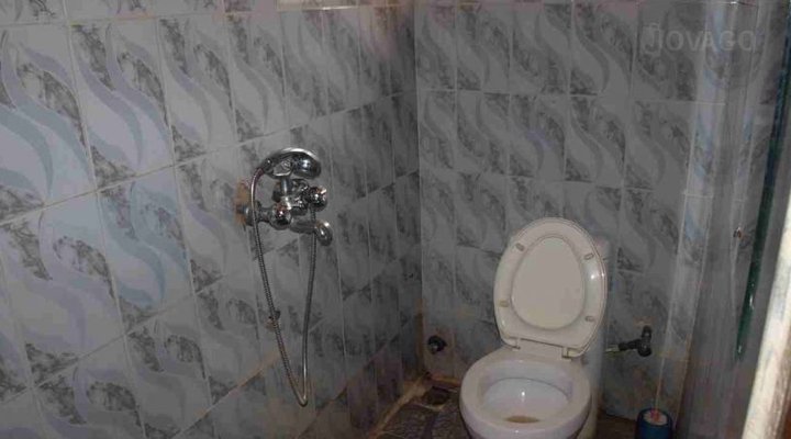 Glitter International Guest House