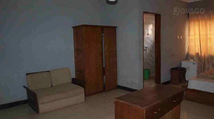 Glitter International Guest House