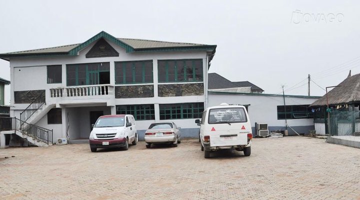 G & K Events Centre And Guest House