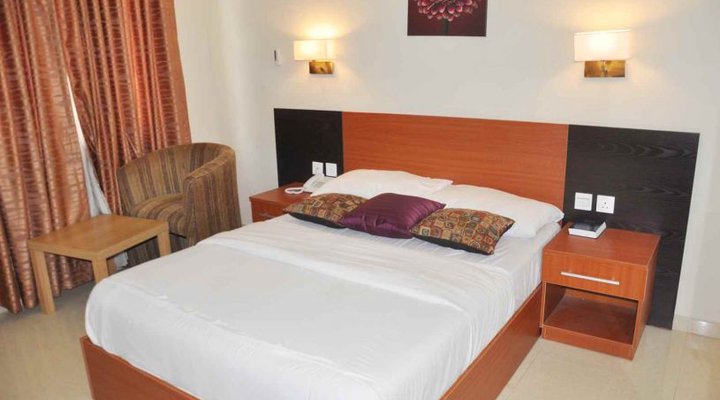 Dannic Hotel, Calabar