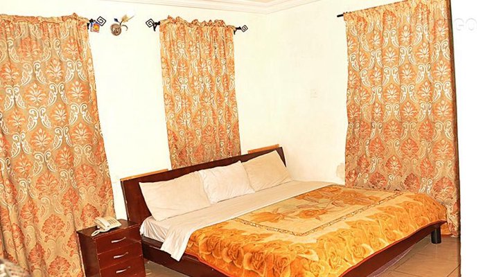 Shadlat International Hotel