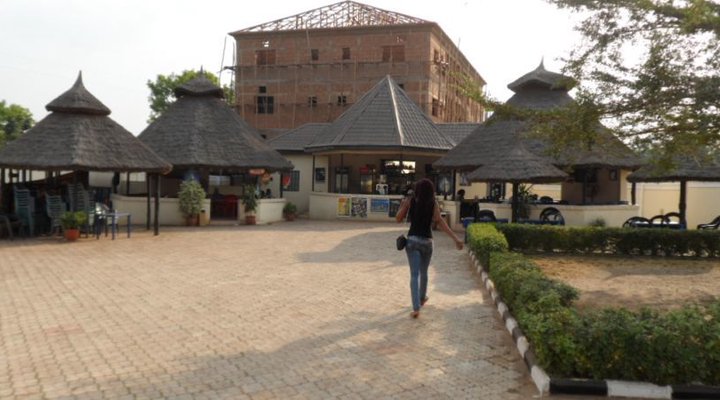 Cosmila Suite and Hotels (Awka)