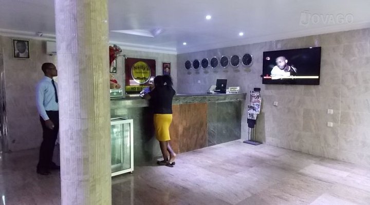 Nelly's Newtown Hotel and Suites
