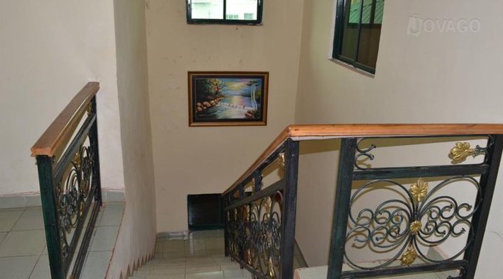 Fast Spring Hotel and Suite