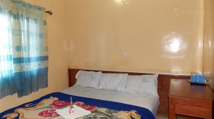 Don-Tobis Guest House