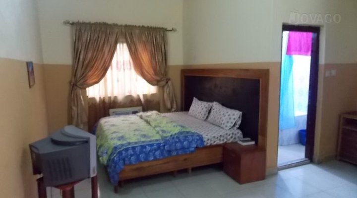 Lennox Gardens Hotel
