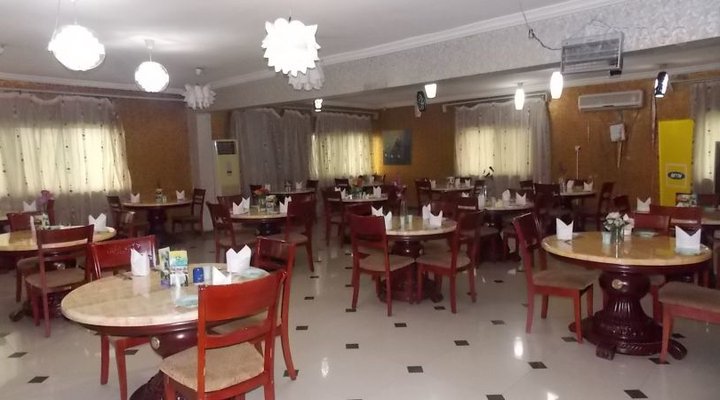 Grace court Hotel & Suites