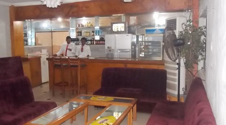Grace court Hotel & Suites
