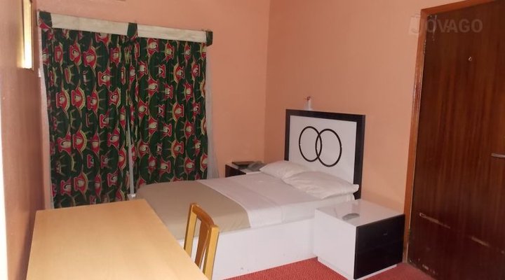 Grace court Hotel & Suites