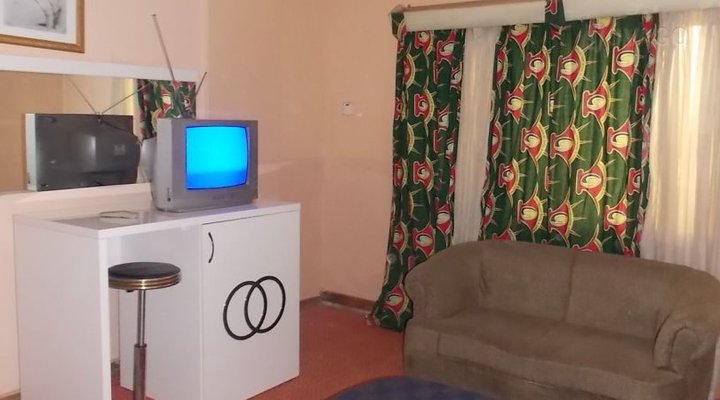 Grace court Hotel & Suites