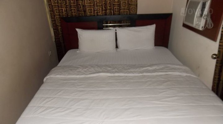 Usel International Hotel