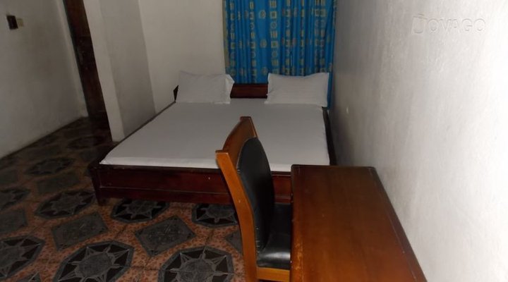Sinadee Guest House