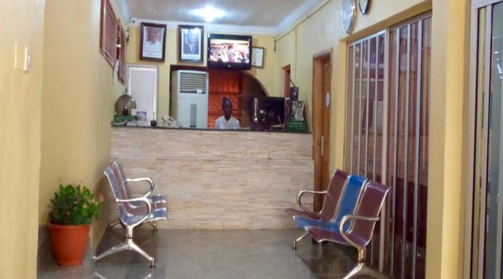 Divine Fountain Hotel (Ajao)