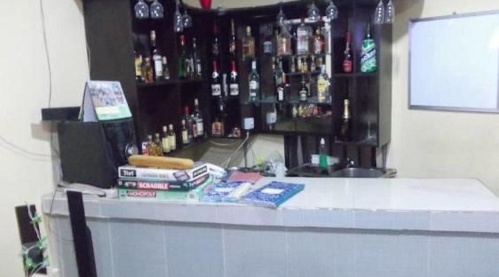 Divine Fountain Hotel (Agindingbi)