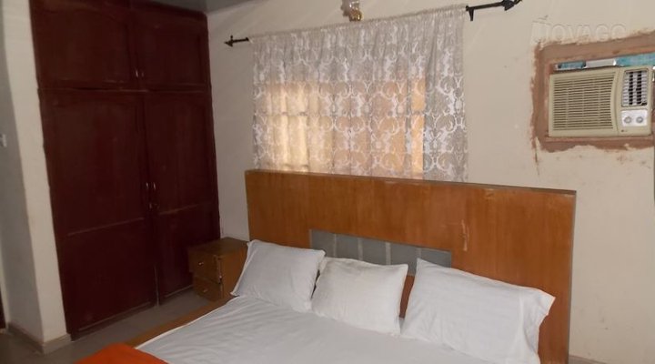K & O Travelers Inn