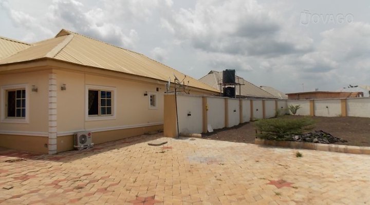 Hotel De Daniella Limited