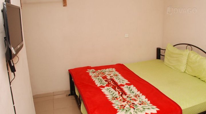 De Kingz Corner Hotel