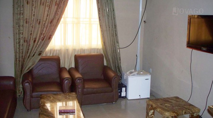 Tafol Hotel and Suites