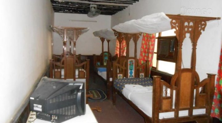 Annex II Hotel