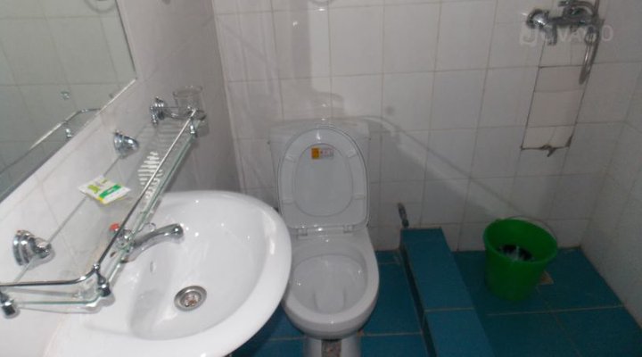 Rolak Hotel