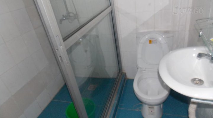 Rolak Hotel