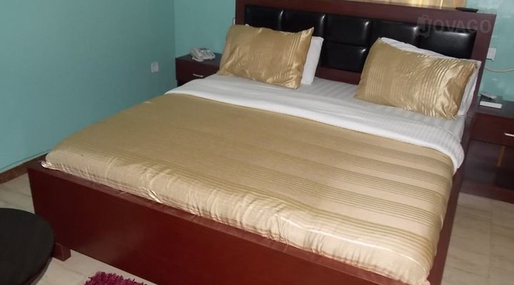 Dublina Hotels and Suites