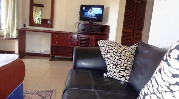Maweni Sea Breeze Hotel