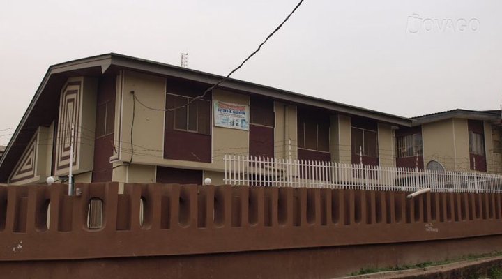 Mevron Suites and Garden